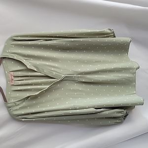 Philosophy 2X long sleeve v-neck